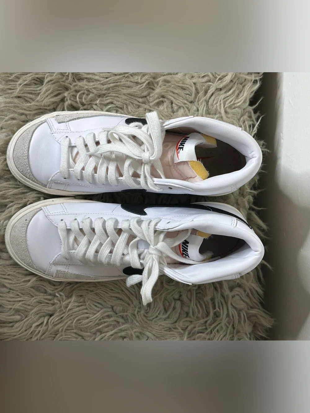 Nike Blazer Mid 77 Women’s Size 8